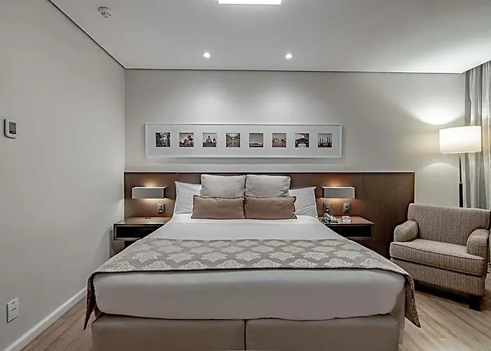Hotel Deville Prime Porto Alegre