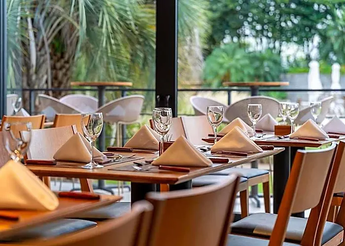 Hotel Deville Prime Porto Alegre